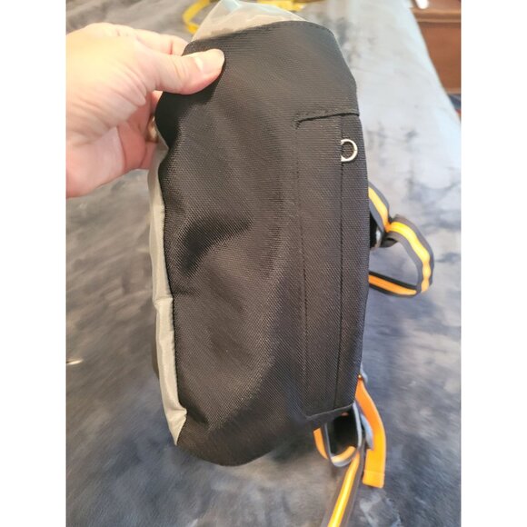 Timberland Water-Resistant Backpack Multiple Compartments Adjustable Straps LN - Picture 3 of 8